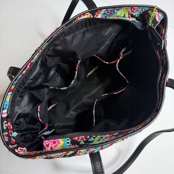 Vera Bradley Small Trimmed Vera – Parisian Paisley NWT - Picture 4 of 5